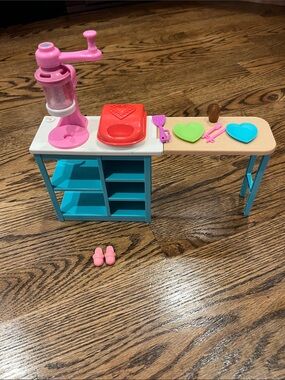 Playdoh Barbie Stacie Waffle Making Playset